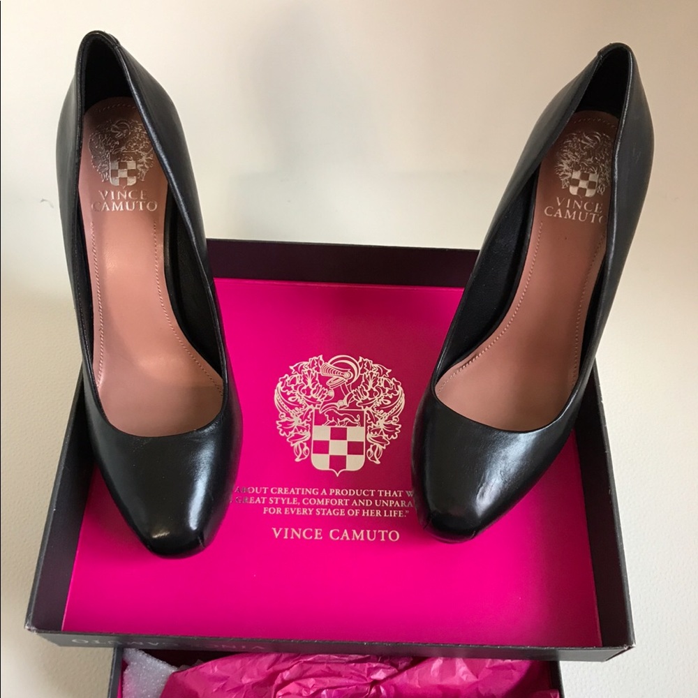 Vince Camuto Korsi - Size 8